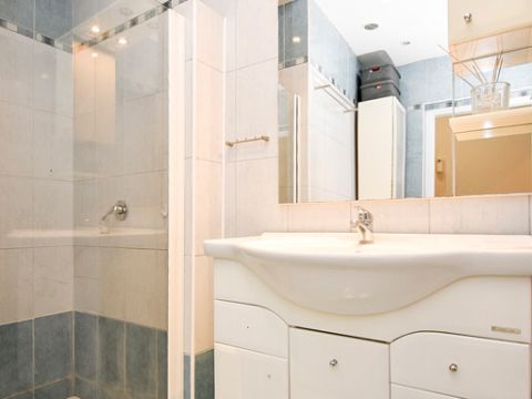 Prodej bytu, 3+kk, Chlumec nad Cidlinou – Kladruby