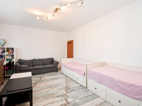 Prodej bytu, 3+kk, Chlumec nad Cidlinou – Kladruby