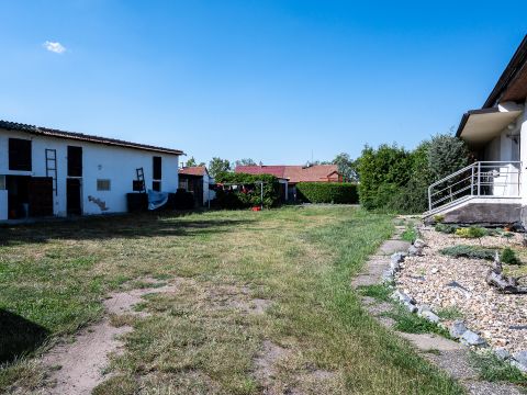 Prodej bytu, 3+kk, Chlumec nad Cidlinou – Kladruby