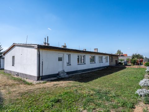 Prodej bytu, 3+kk, Chlumec nad Cidlinou – Kladruby