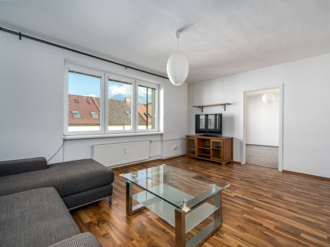 Pronájem bytu 3+1, ul. Teplého, Pardubice
