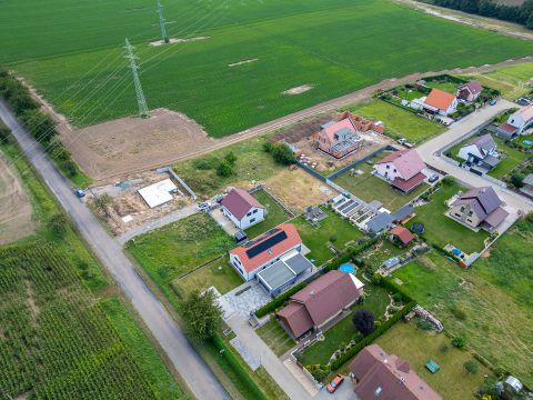 Prodej pozemku 452 m2 Všestary Hradec Králové