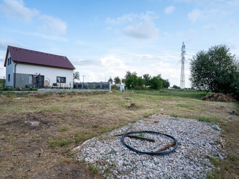 Prodej pozemku 452 m2 Všestary Hradec Králové