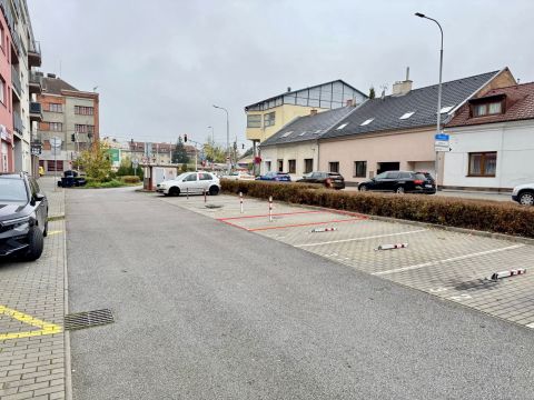 pronajem-parkovaciho-stani-pichlova-pardubice