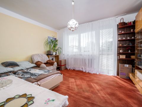 prodej-rodinneho-domu-stavbaru-sezemice