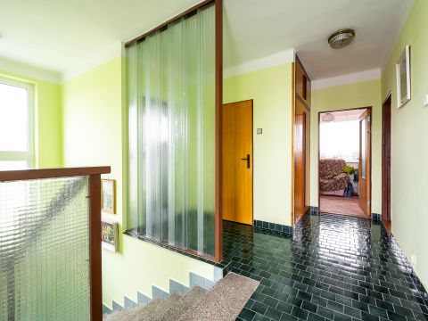 prodej-rodinneho-domu-stavbaru-sezemice