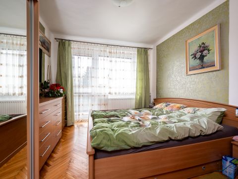 prodej-rodinneho-domu-stavbaru-sezemice