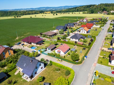 prodej rodinného domu 3+kk se zahradou, Černíkovice