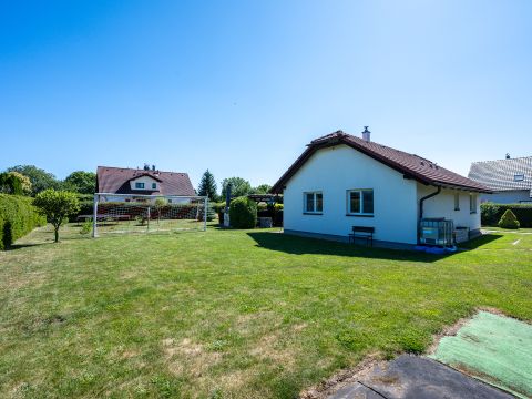 prodej rodinného domu 3+kk se zahradou, Černíkovice