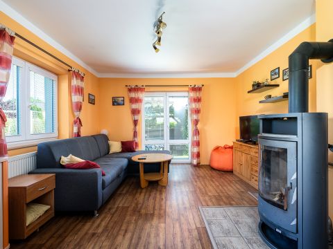 prodej rodinného domu 3+kk se zahradou, Černíkovice