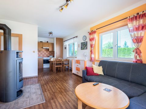 prodej rodinného domu 3+kk se zahradou, Černíkovice
