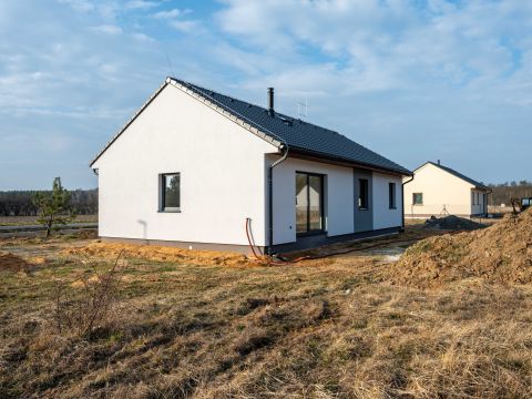 prodej-rodinneho-domu-mcely-2
