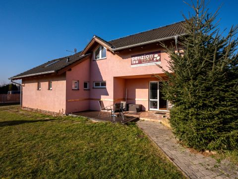 prodej-penzionu-lazne-bohdanec