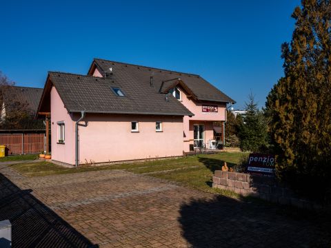 prodej-penzionu-lazne-bohdanec