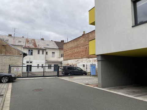 pronájem parkovacího stání v centru