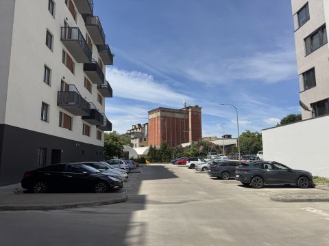 pronajem-parkovaciho-stani-u-vektoru