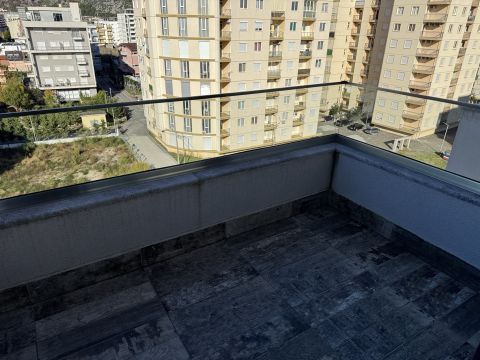 apartman-68-2-m-sh-ngjin-albanie